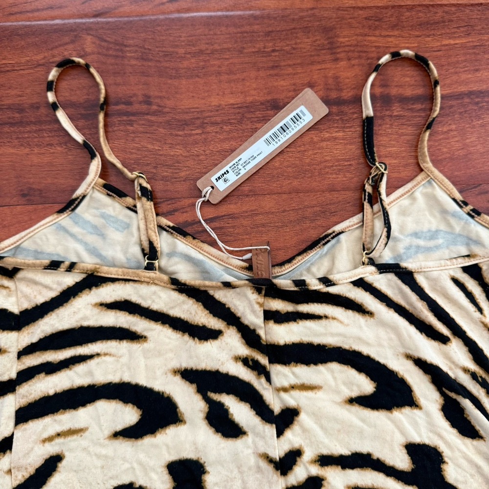 Skims Cami Sleep Set Bronze Tiger Print Size Small NWT - Picture 3 of 8